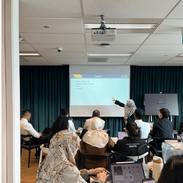 Trainer presenting at Wasiat Training.